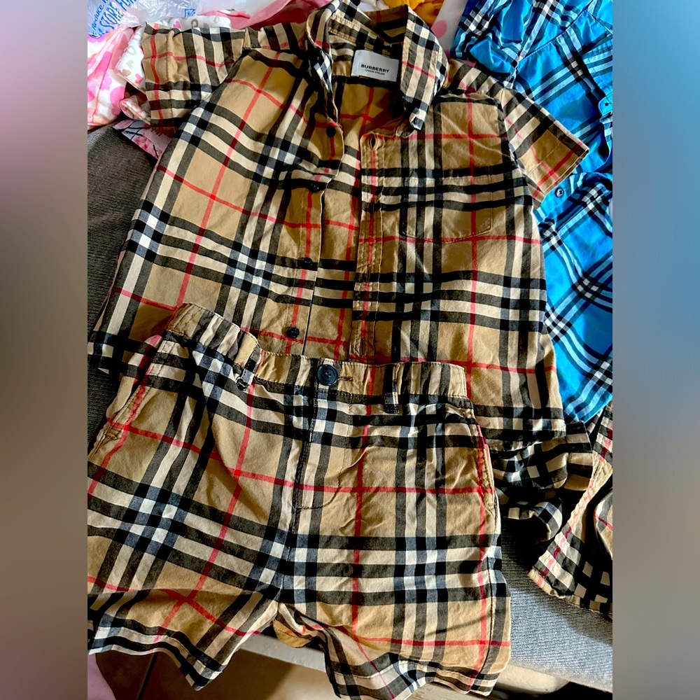 Burberry baby set used new